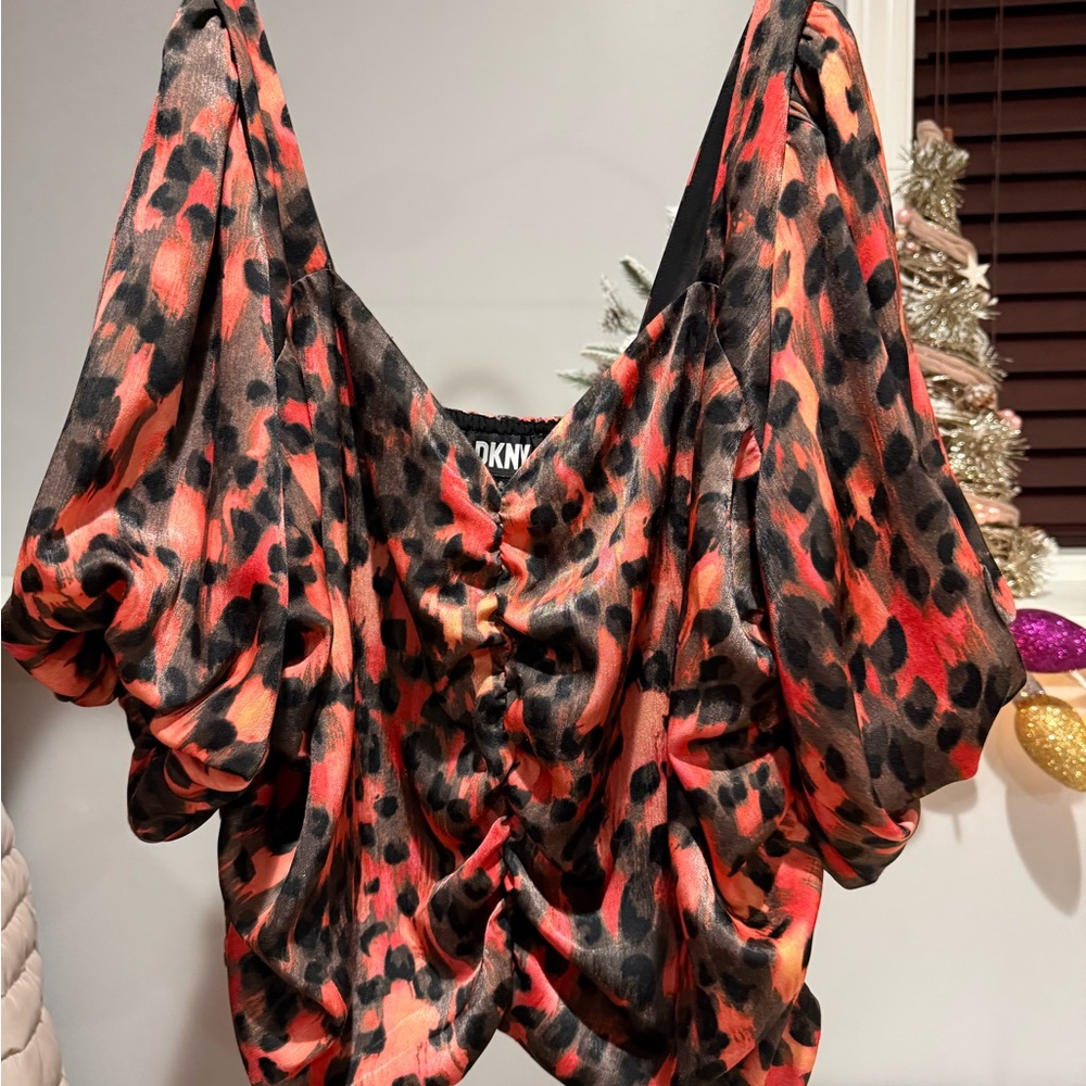 DKNY Women's Bold Leopard Blouse - Red and Black
